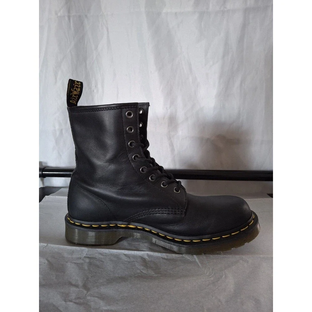 Dr. Martens Black Leather Combat Boots 8 Eyelet Womens 10 Grunge Y2K Punk 11821